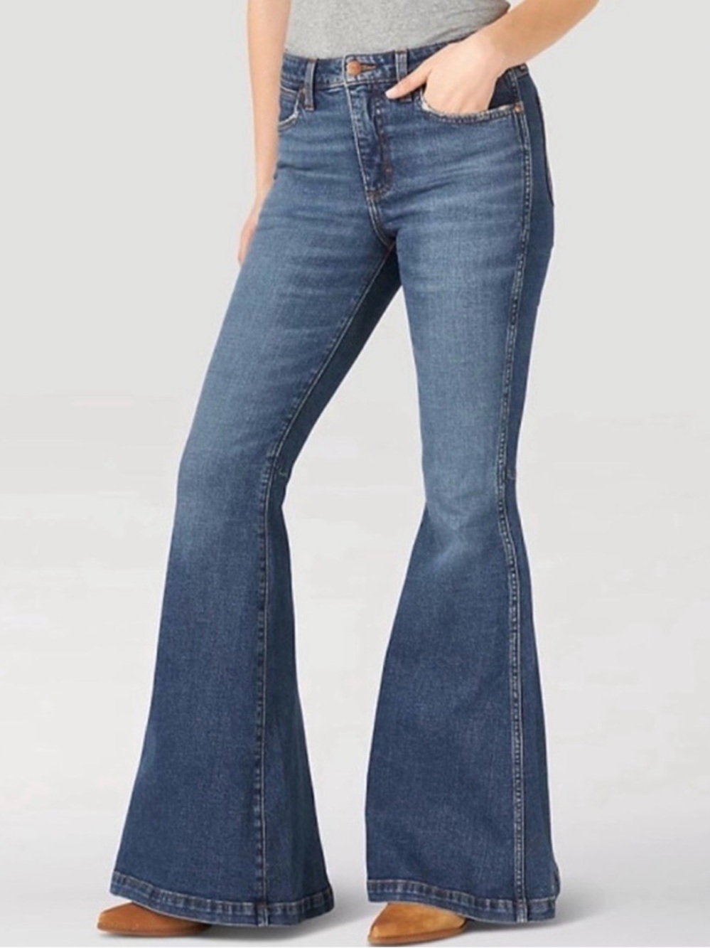 Women’s Wrangler High-Rise Dark Blue Bell-Bottom Jeans - Picture 2 of 6